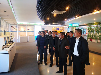 校領導率隊深入桂林市高新技術企業(yè)調研 推動產(chǎn)學研深度融合